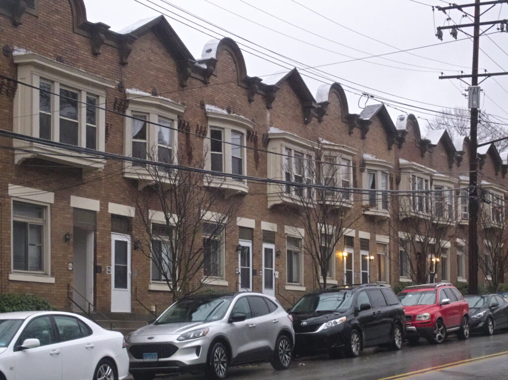 Rowhouses on Beeler at Wilkins