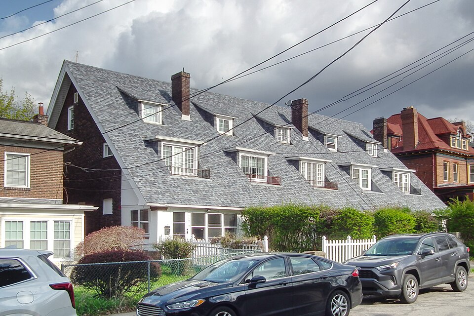 1147–1155 King Avenue