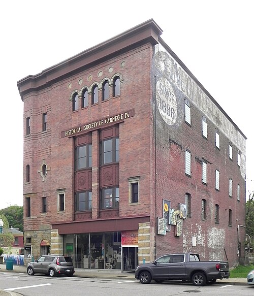 Husler Building