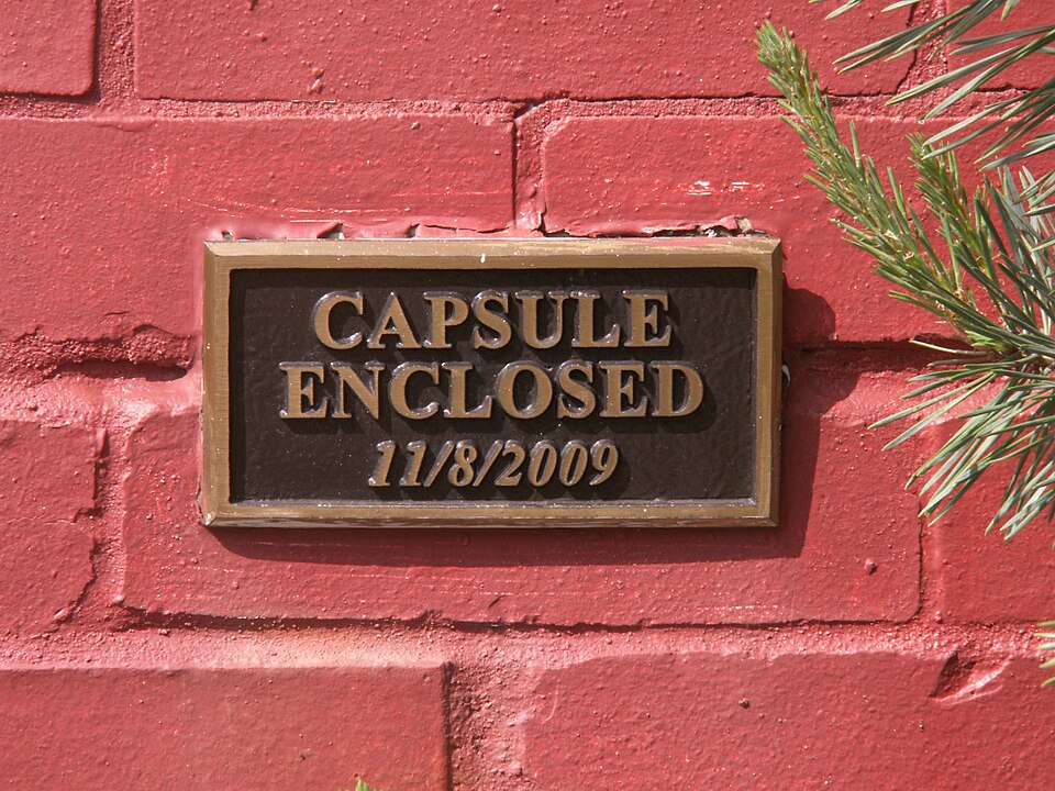 Capsule Enclosed