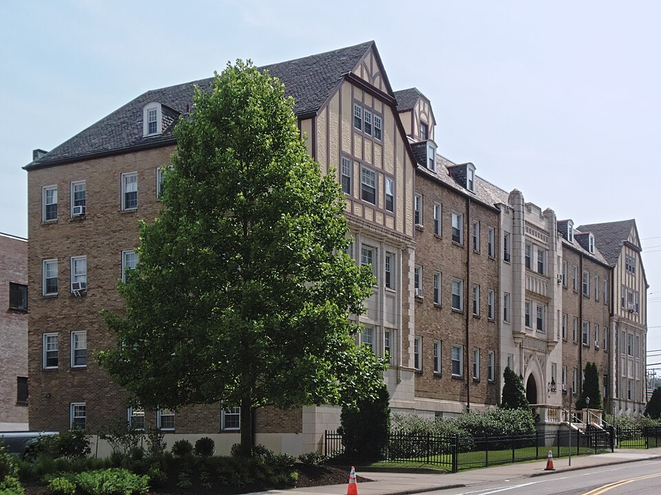 Bayard Manor