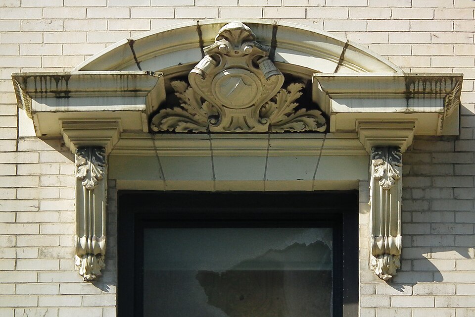 Lintel