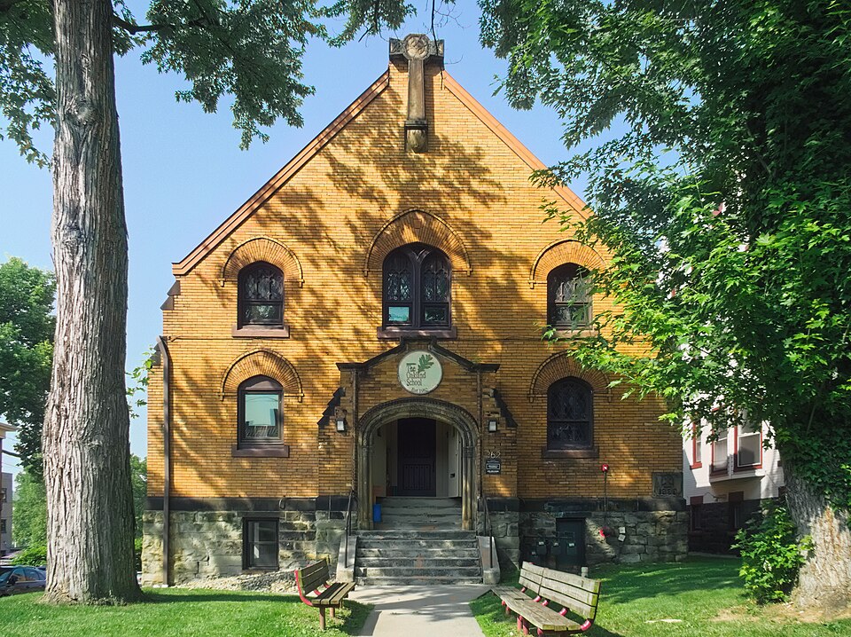 St. Mary Memorial Protestant Episcopal Church, Oakland (Pittsburgh)