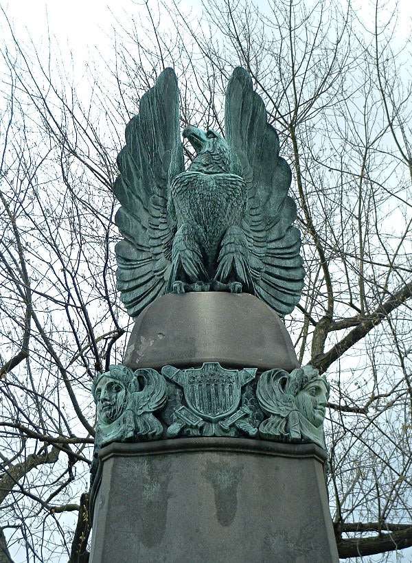 2011-04-17-west-end-park-war-memorial-03