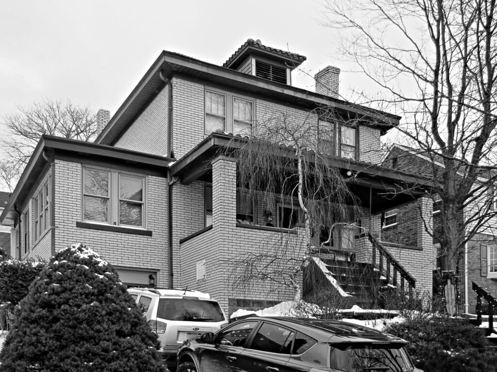 House in Sunset Hills, Mount Lebanon