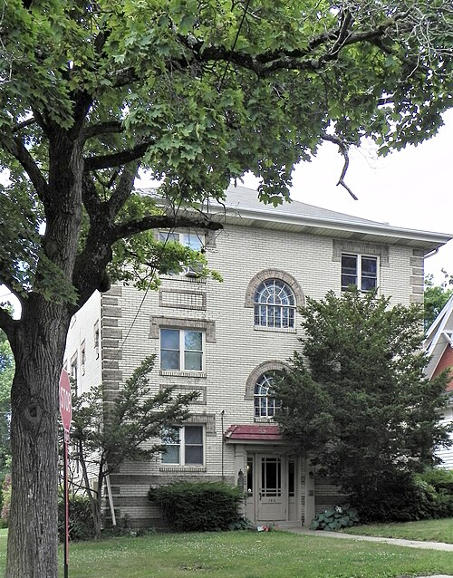 140 Academy Avenue