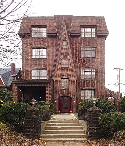 Martha-Marion apartments
