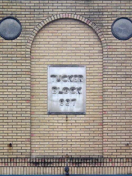 Date stone: Tucker Block, 1927
