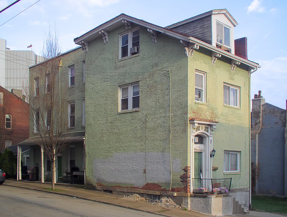 1320 Boyle Street