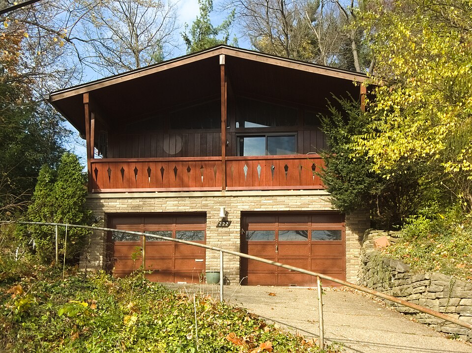 222 Seminole Drive