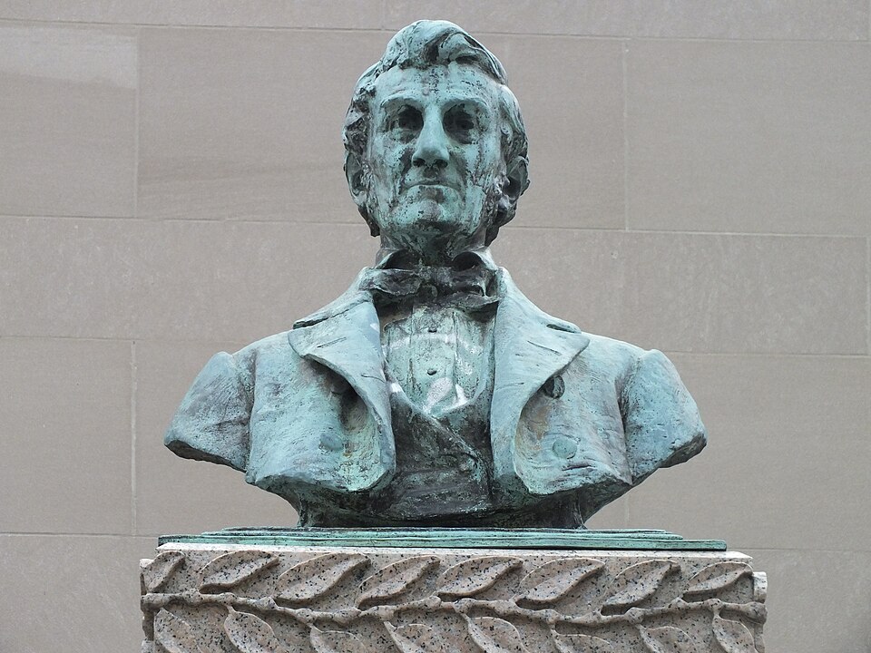 Bust of Colonel Anderson on the Colonel James Anderson Monument