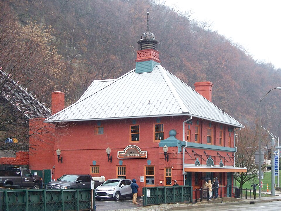 Lower station