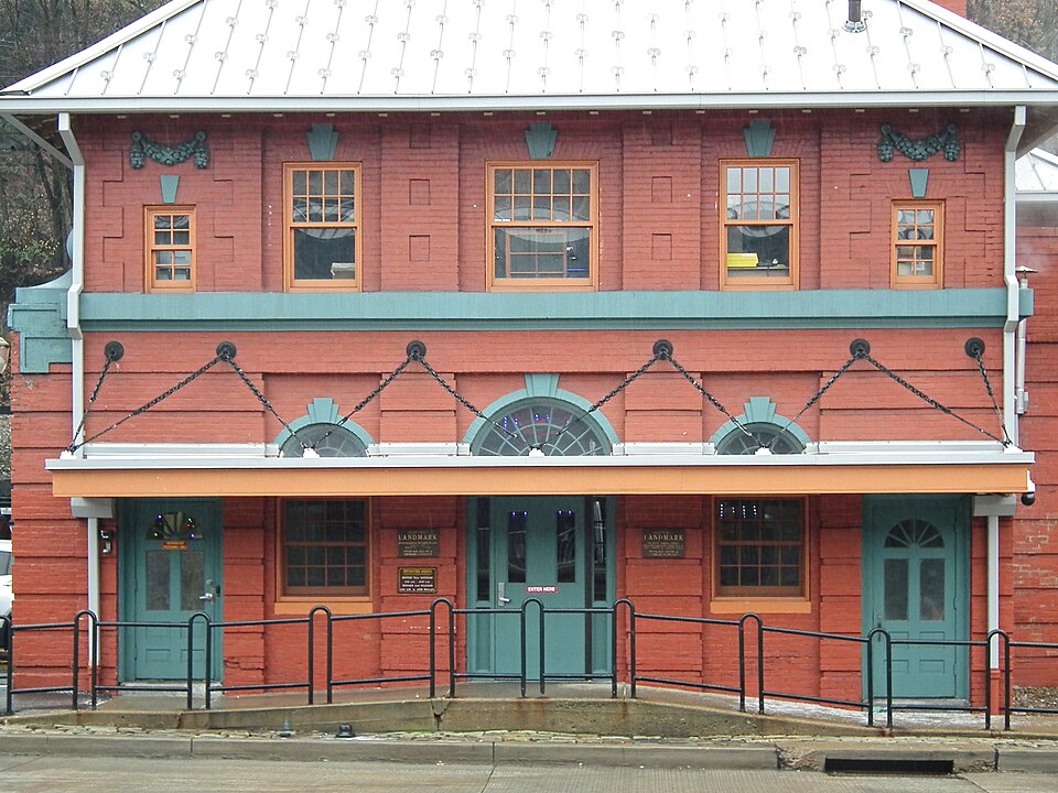 Lower station
