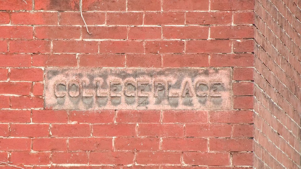 College Place street sign
