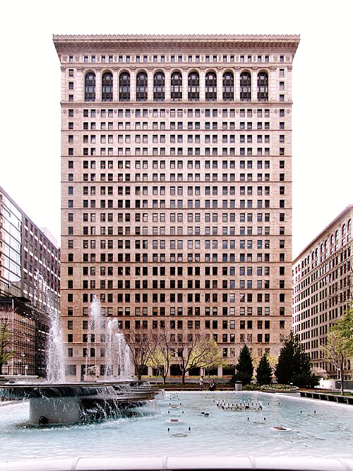 Oliver Building with fountains of Mellon Square in foreground