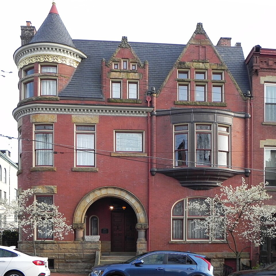 Pettit House