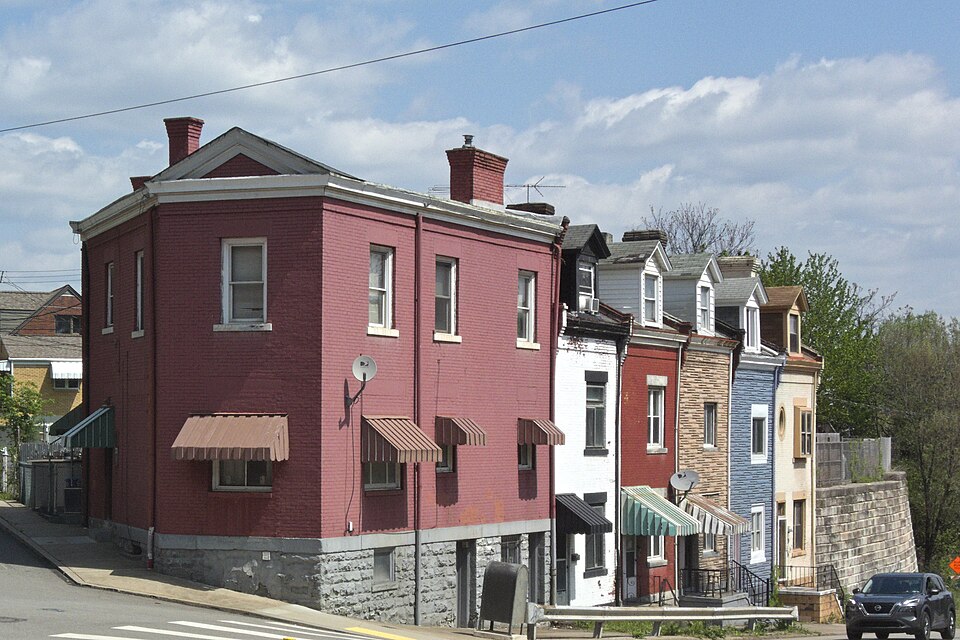 Row of houses on 18th at Crosman