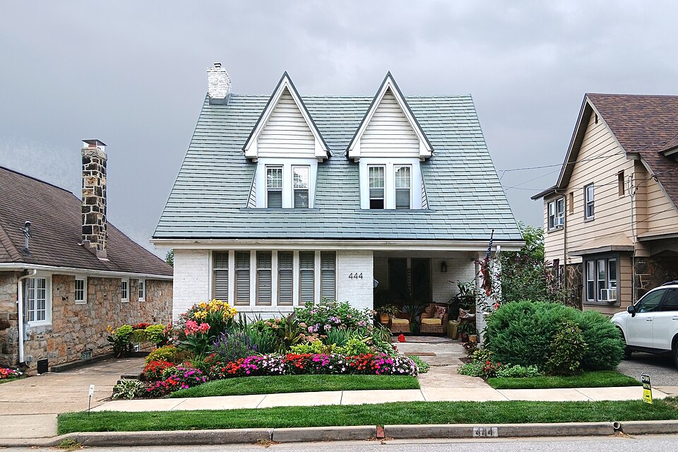 444 Kenmont Avenue