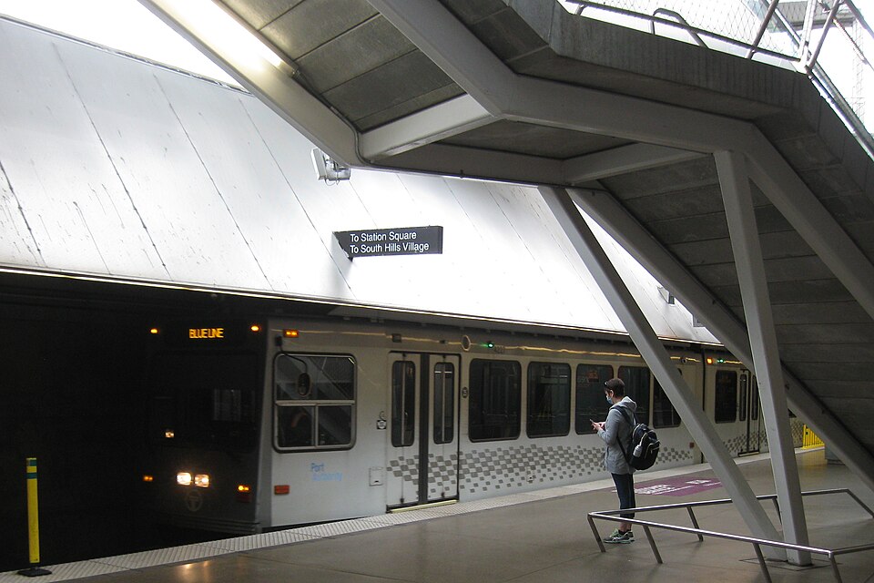 Blue Line car outbound