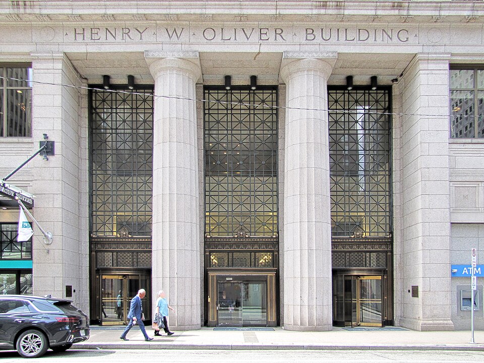 Entrance to the Oliver Building