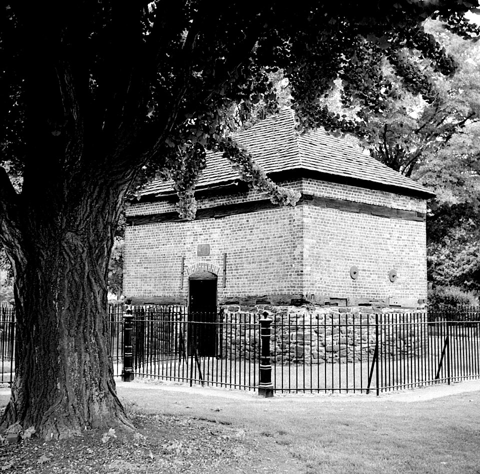 Fort Pitt Blockhouse in black and white
