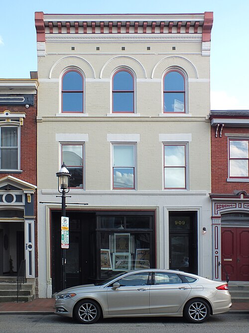 909 Western Avenue