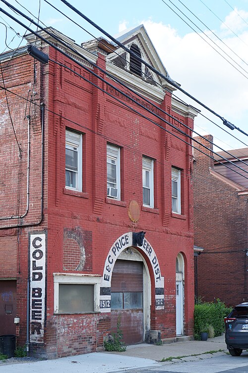 1512 Lowrie Street