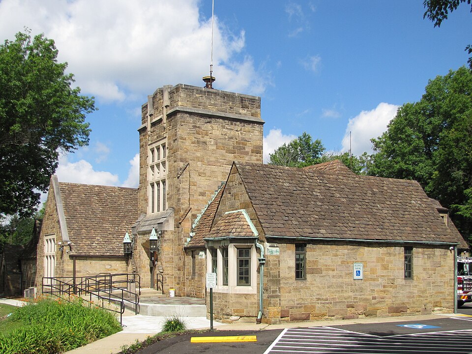 Edgewood borough building