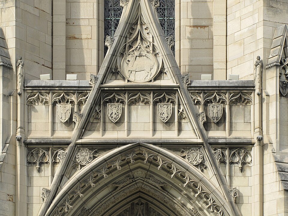 Reliefs over the entrance