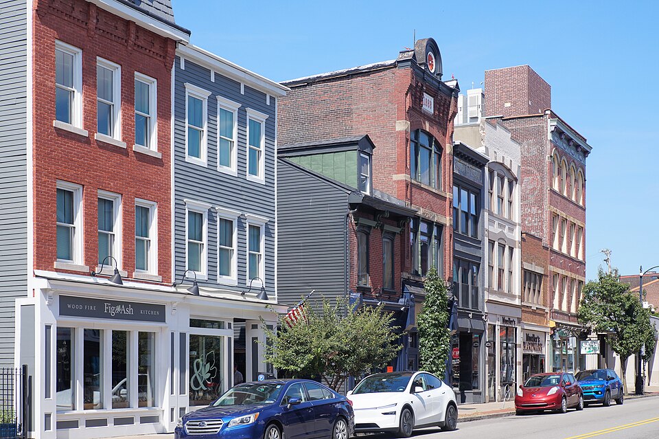East Ohio Street