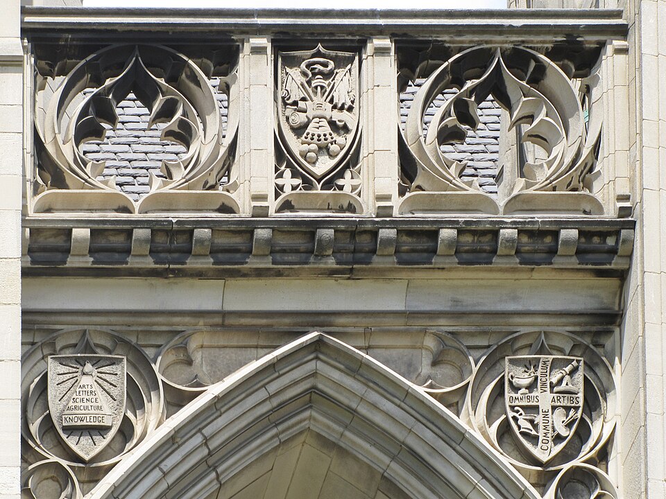 Arms and tracery