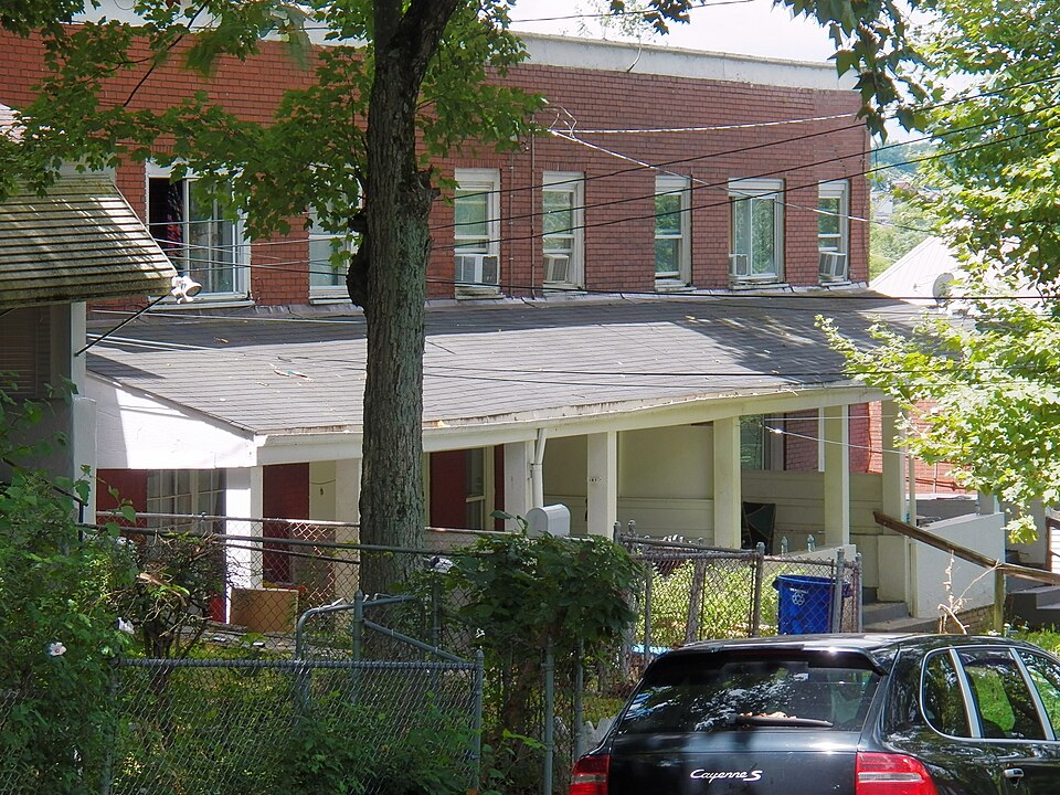 Inglenook Place rowhouses
