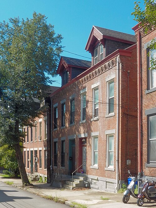 Houses on Wettach Street