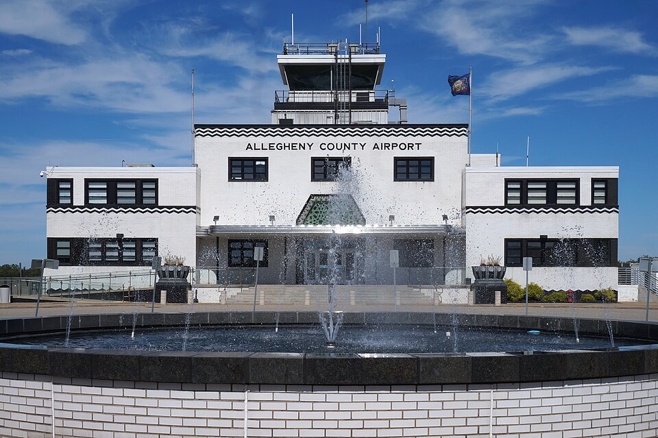 Terminal with fountain in front