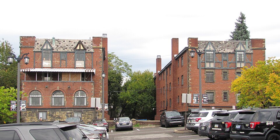 End of the complex