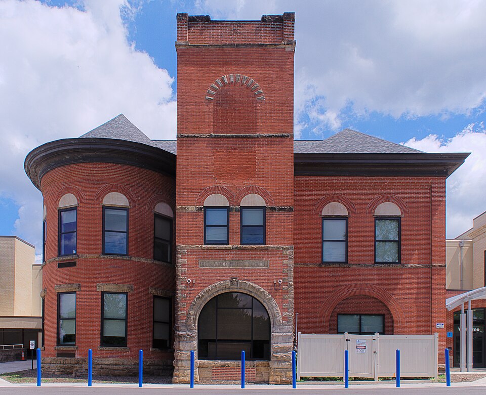 Edgewood Public School