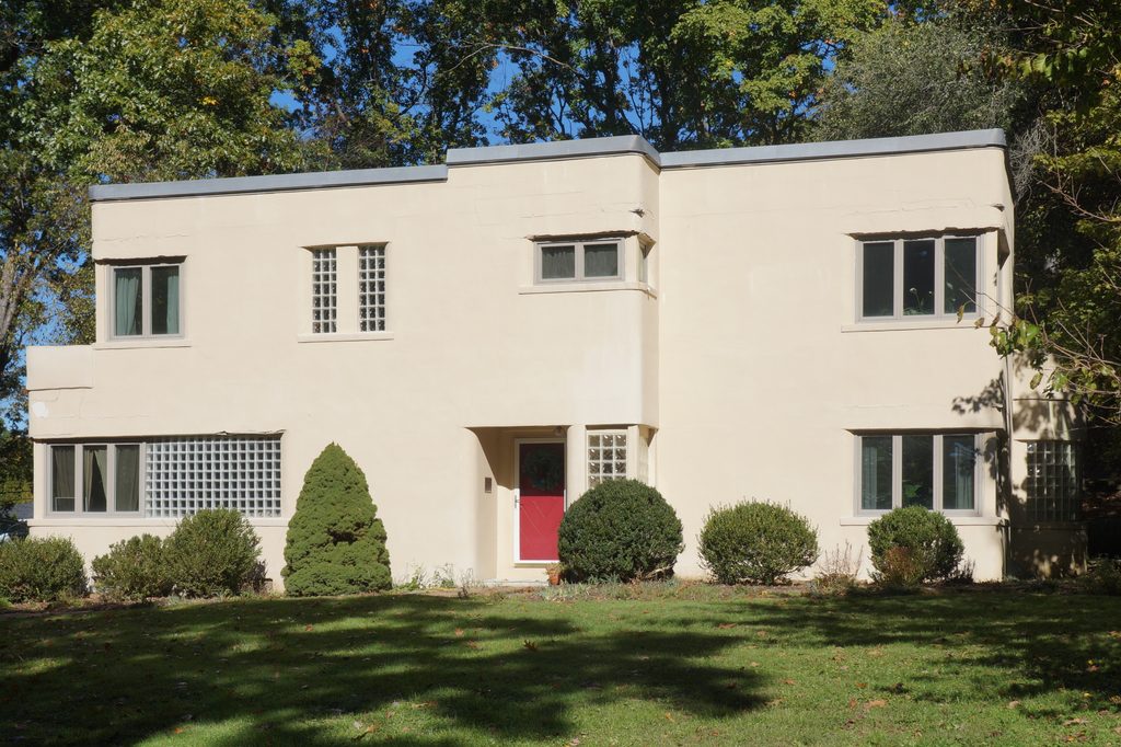 House in Swan Acres